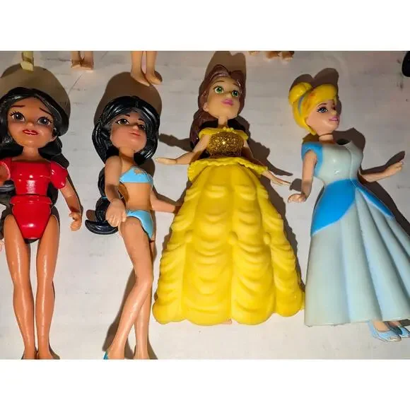 Mixed Lot Polly Pockets Vintage Disney Princess' Clothes - Picture 3 of 10